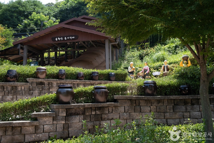 봉화산옹기테마공원_2_공공3유형.jpg