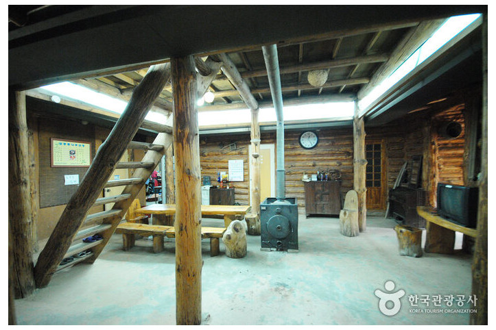 삼봉_통나무산장_3_공공3유형.jpg
