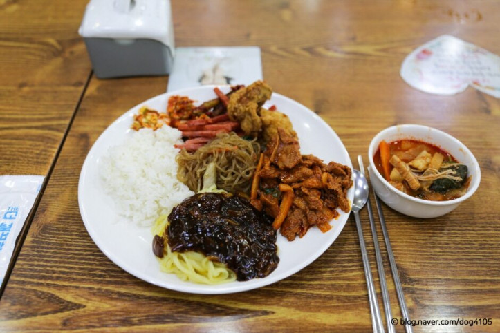 손맛한식뷔페_4_공공3유형.jpg