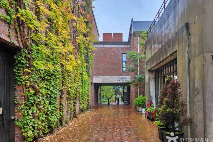 테라로사_커피공장_8_공공1유형.jpg
