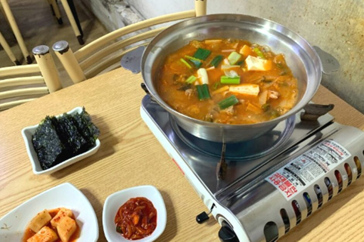 임현숙의이화김치찌개_2_공공3유형.jpg