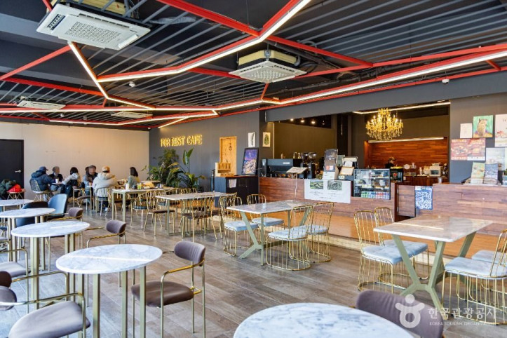 포레스트카페_3_공공1유형.jpg