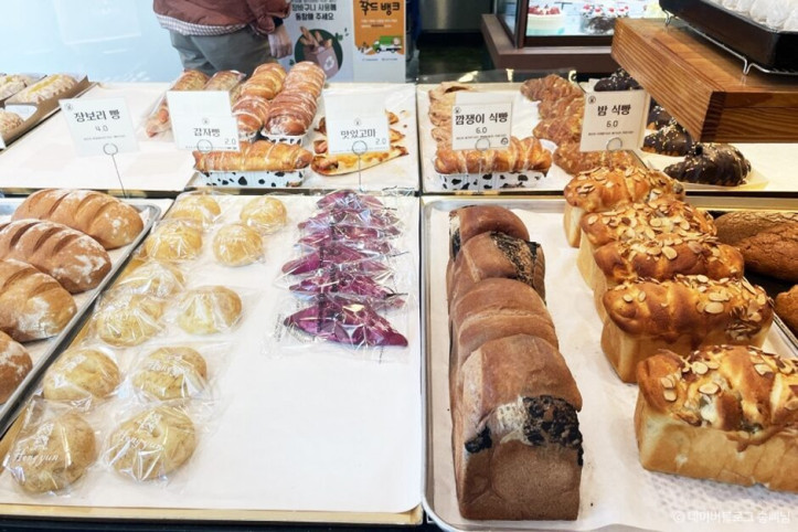 홍윤베이커리_4_공공3유형.jpg