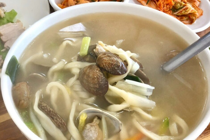 영흥도바지락해물칼국수_4_공공3유형.jpg