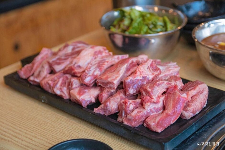 고깃집왕건_4_공공3유형.jpg