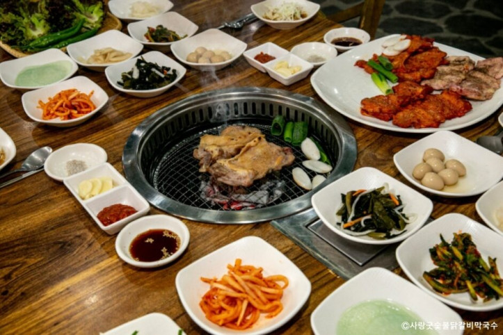 사랑굿숯불닭갈비막국수_5_공공3유형.jpg
