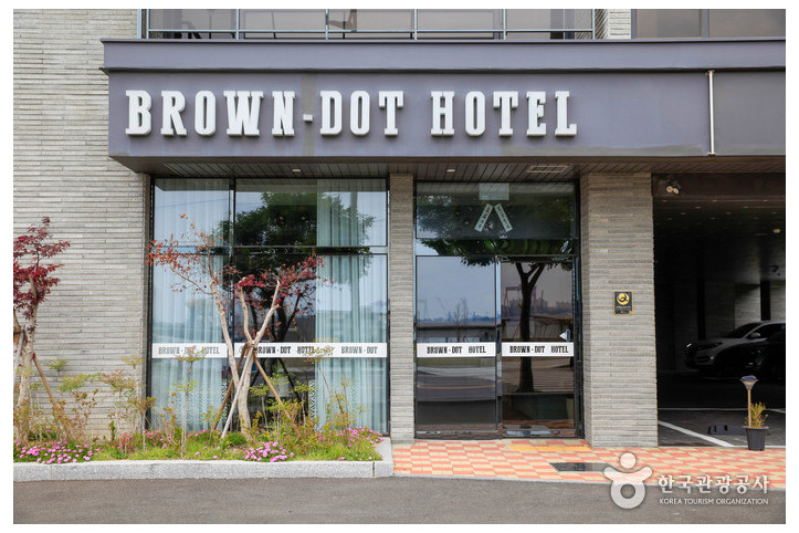 브라운도트호텔_(장생포점)_6_공공3유형.jpg