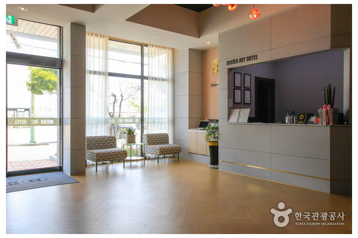브라운도트호텔_(장생포점)_7_공공3유형.jpg