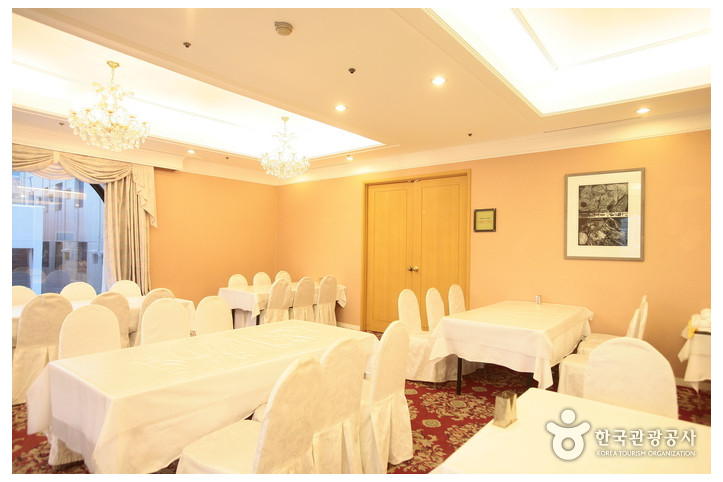 스타즈_호텔_제주_로베로(구_로베로호텔)_2_공공3유형.jpg